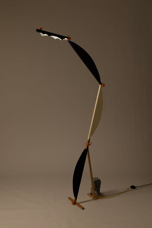 S floor lamp with HALFMOON add-on and DIP shade