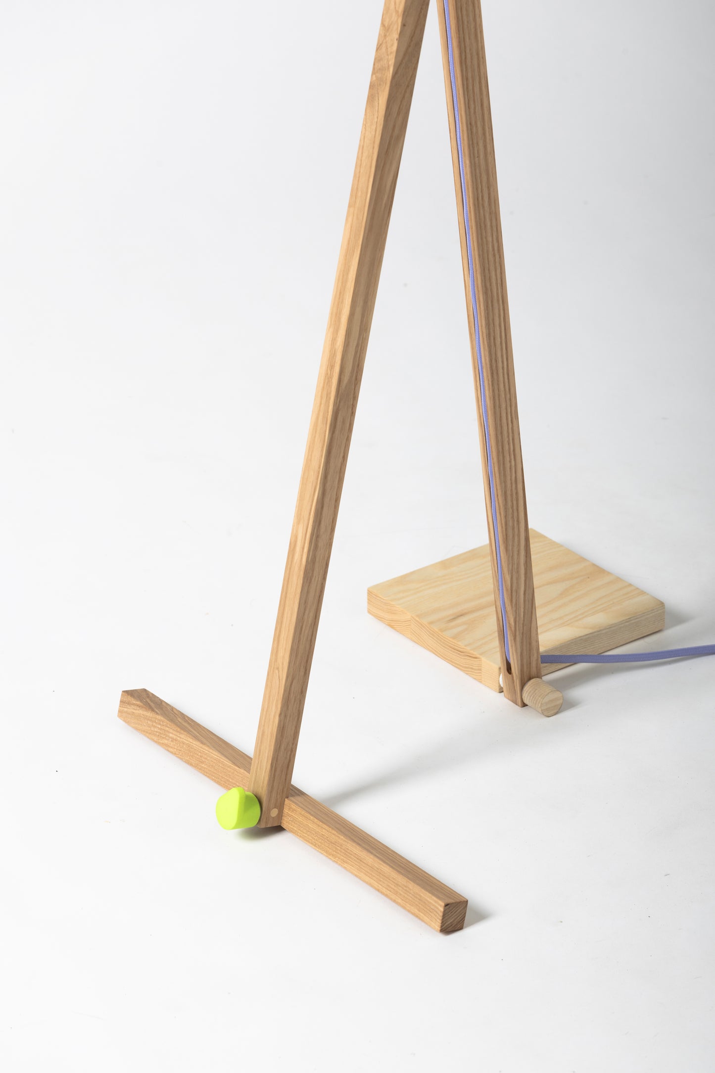 T floor lamp