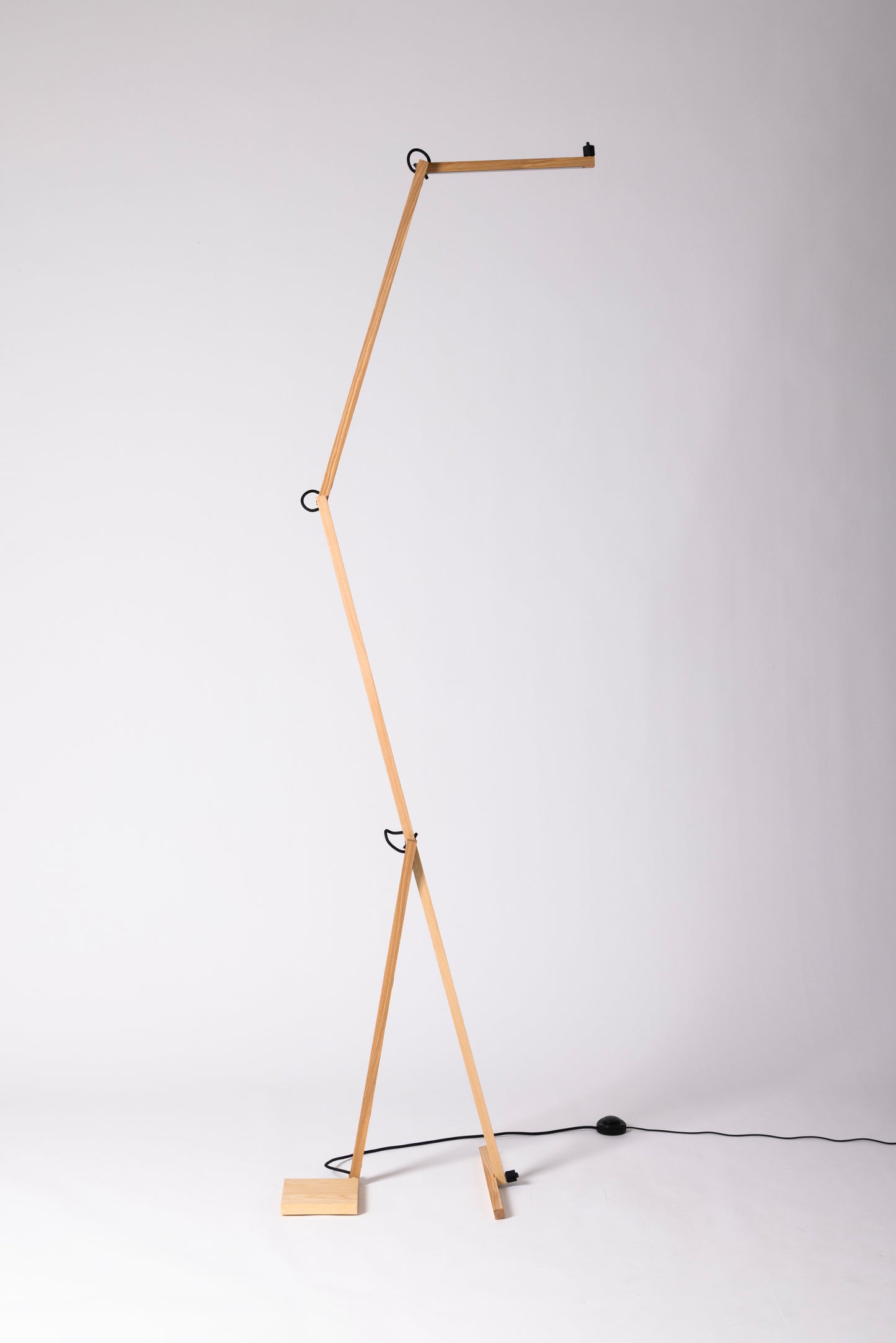 S floor lamp
