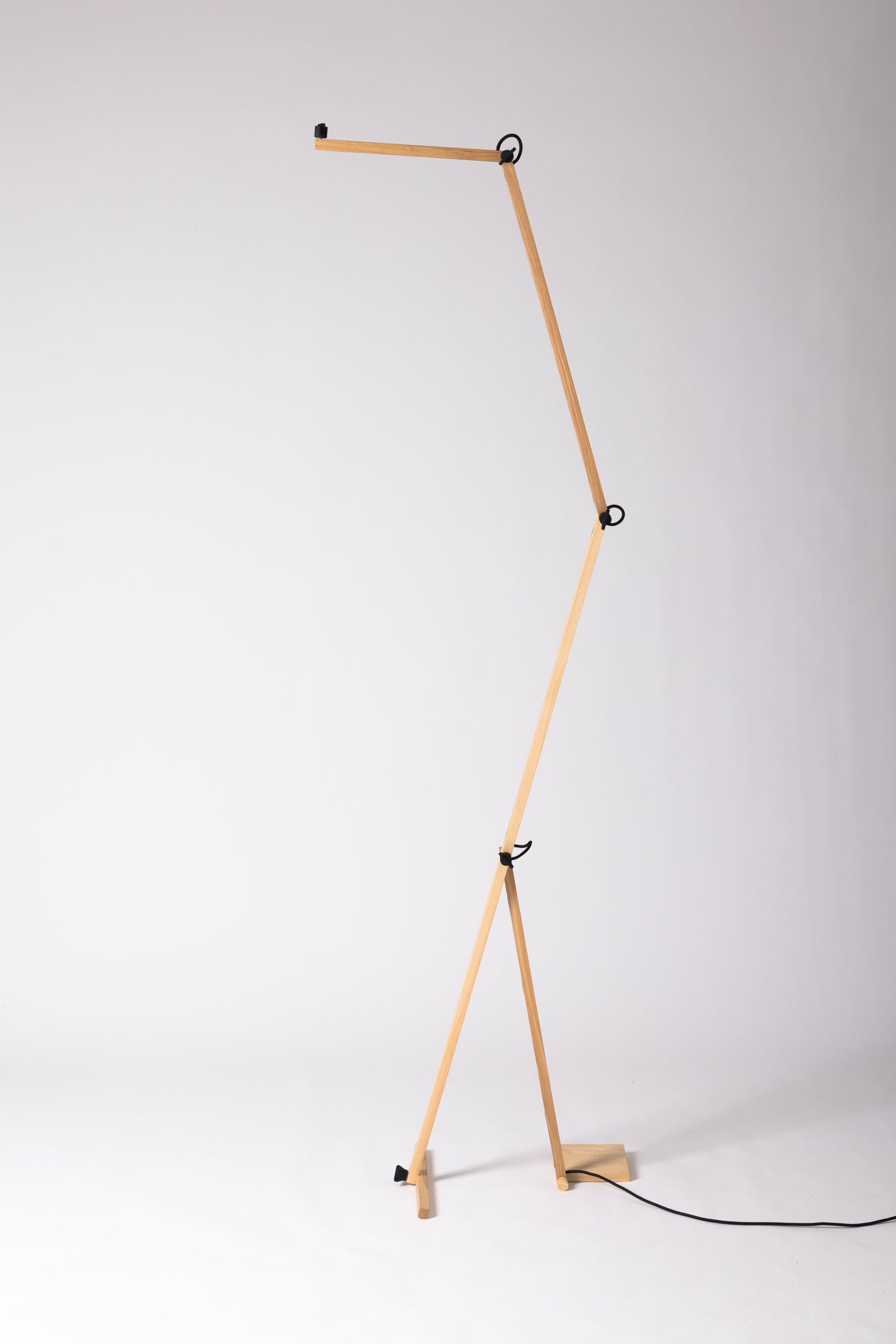 S floor lamp