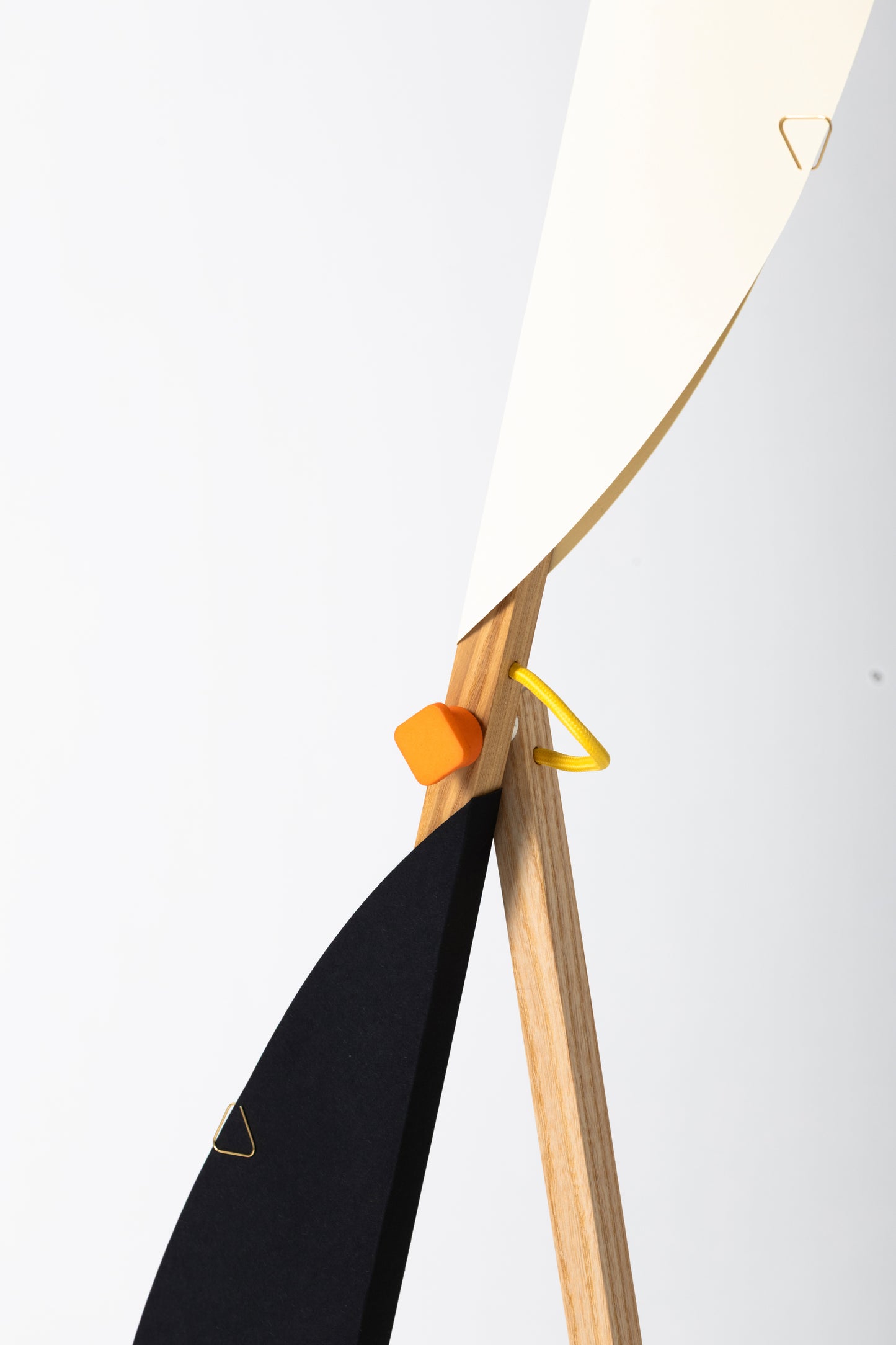 S floor lamp with HALFMOON add-on and DIP shade