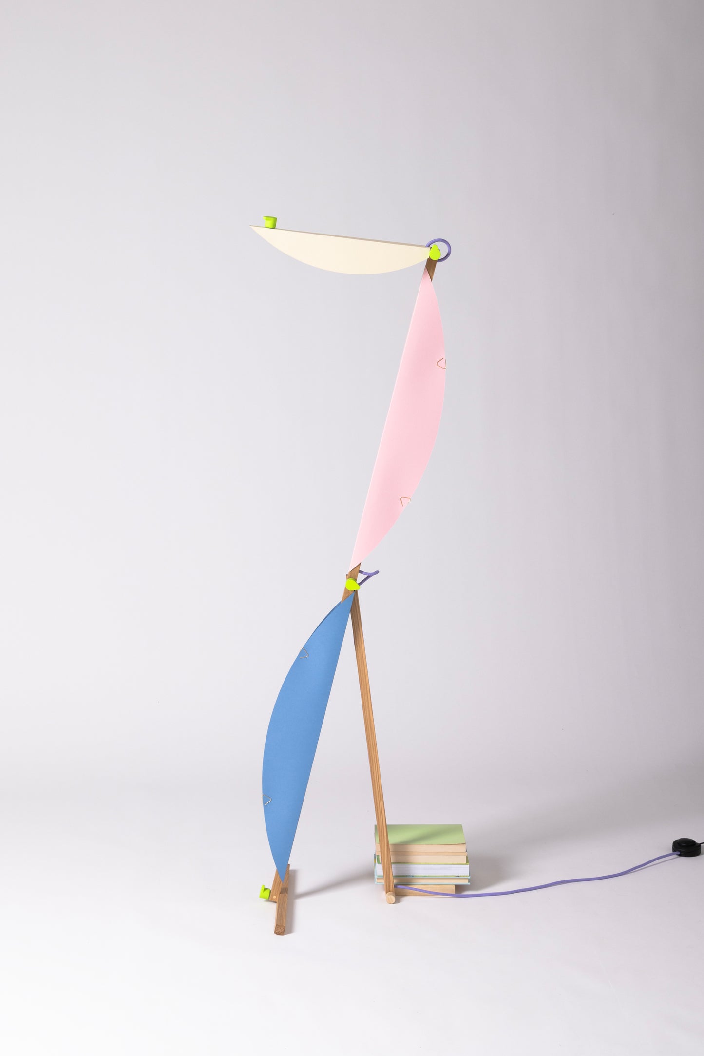 T floor lamp with HALFMOON add-ons